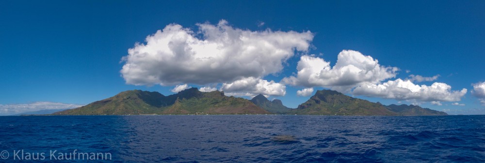 Moorea: die Nordseite mit ihren zwei tiefen Buchten (Cooks Bay und Baie Opunohu)