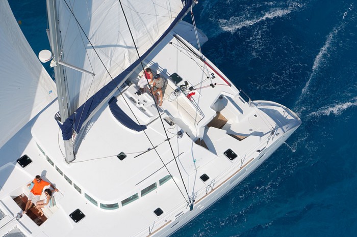 Lagoon 500 - Fly